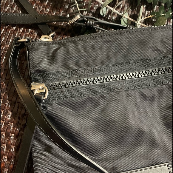 Marc Jacobs NS Nylon crossbody bag (black) - Picture 7 of 14